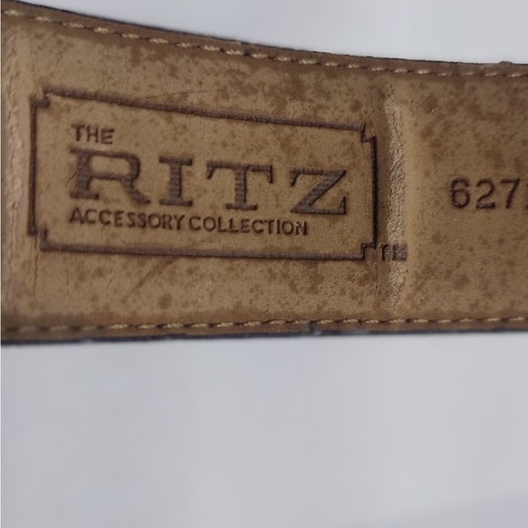 Ritz Elegant Black Leather Belt with Gold Buckle pre owned Exellent cond 27.5 main image 8